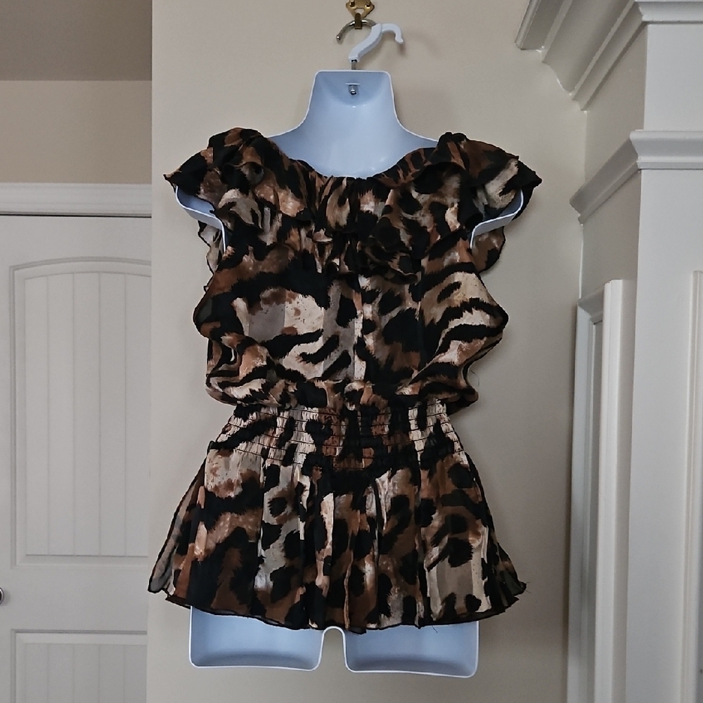 Luxe Black and brown Sleeveless Peplum Blouse - Picture 2 of 6